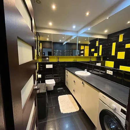 Апартаменты Pine Tops Retreat Вильнюс